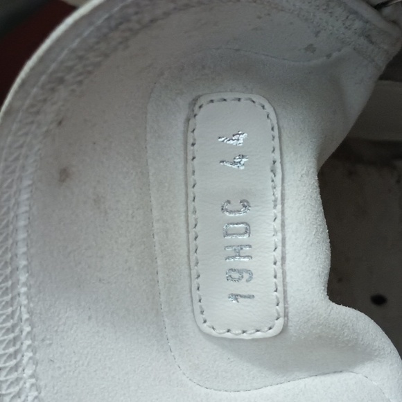 Looking to get rid of. Done wearing these. Cleaning out my closet. - Picture 5 of 6